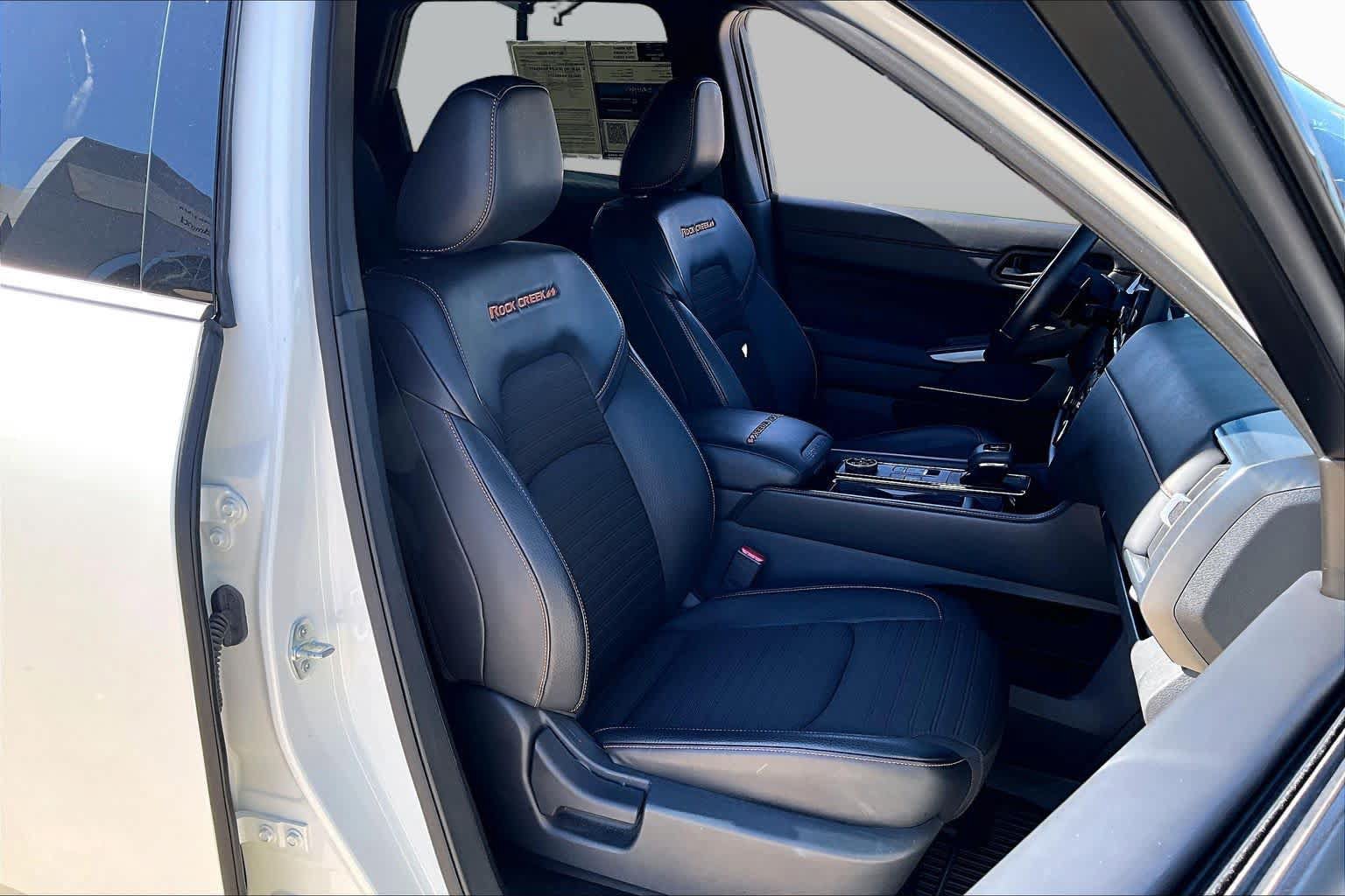 Used 2024 Nissan Pathfinder Rock Creek AWD/4WD image 9