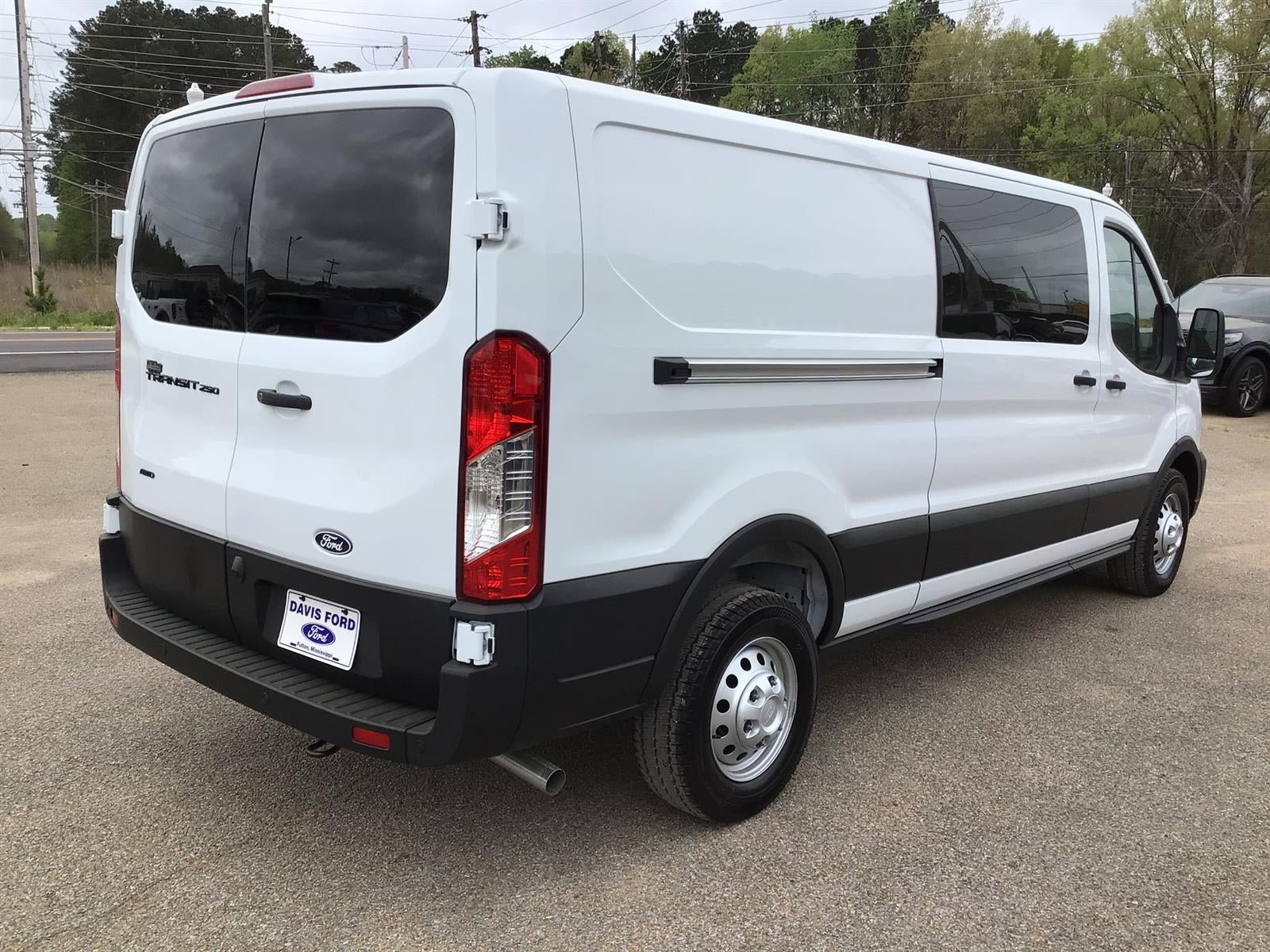 New 2026 Ford Transit 250 Low Roof AWD w/ Exterior Upgrade Package image 7