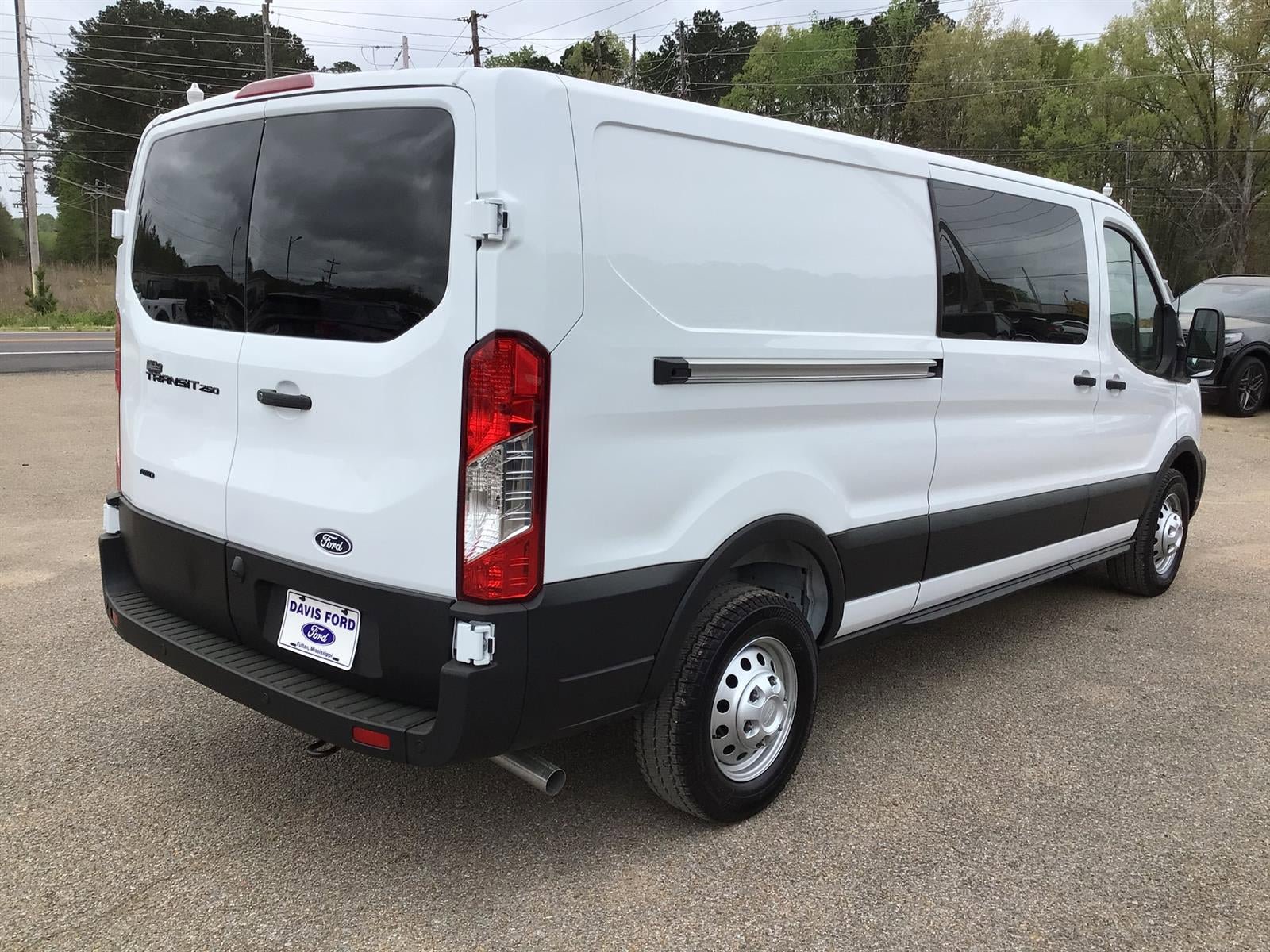 New 2026 Ford Transit 250 Low Roof AWD w/ Exterior Upgrade Package image 7