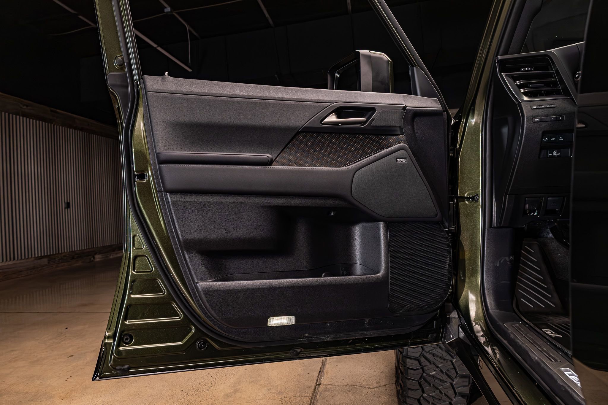 Used 2026 Lexus GX 550 Luxury+ w/ Accessory Package (2T) image 29