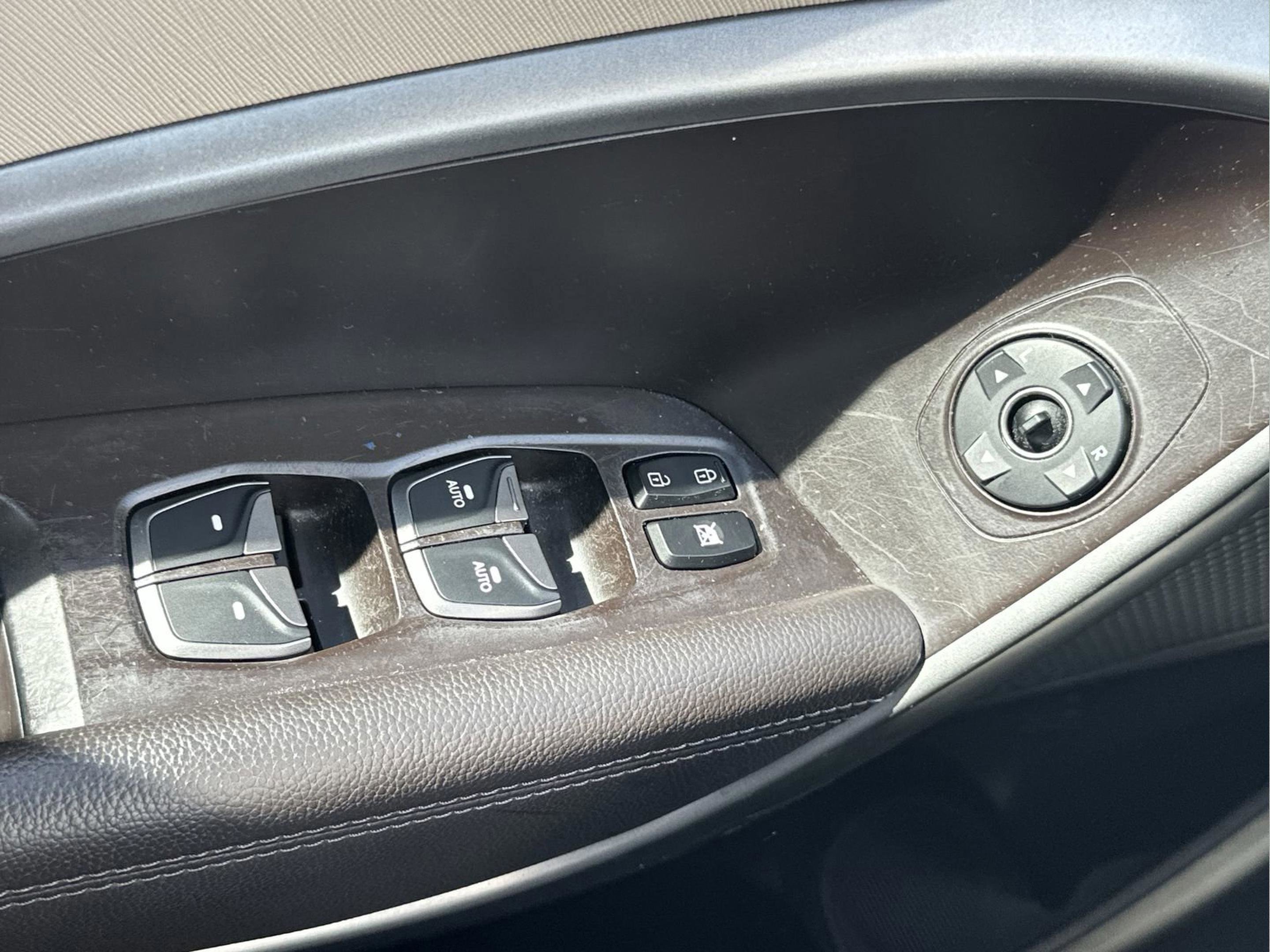 Used 2017 Hyundai Santa Fe Sport image 6