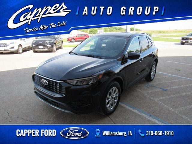 Used 2023 Ford Escape Active w/ Tech Pack #2 AWD/4WD image 1