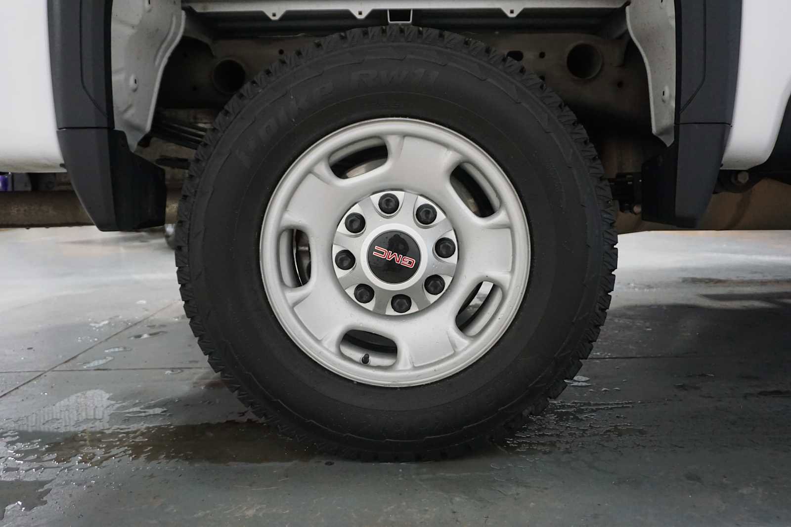 Certified 2024 GMC Sierra 2500 Pro w/ Convenience Package image 11