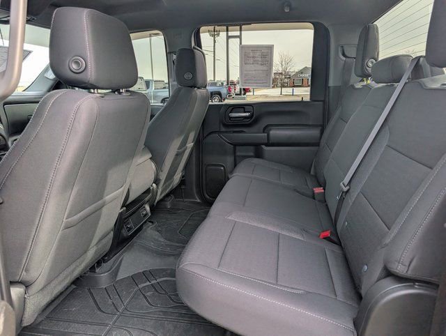 Used 2024 Chevrolet Silverado 2500 Custom w/ Custom Value Package image 12