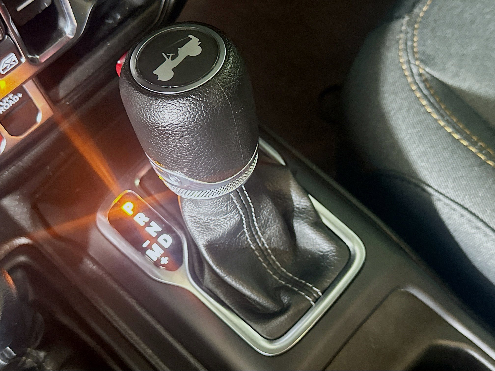 Used 2024 Jeep Wrangler Unlimited AWD/4WD image 25