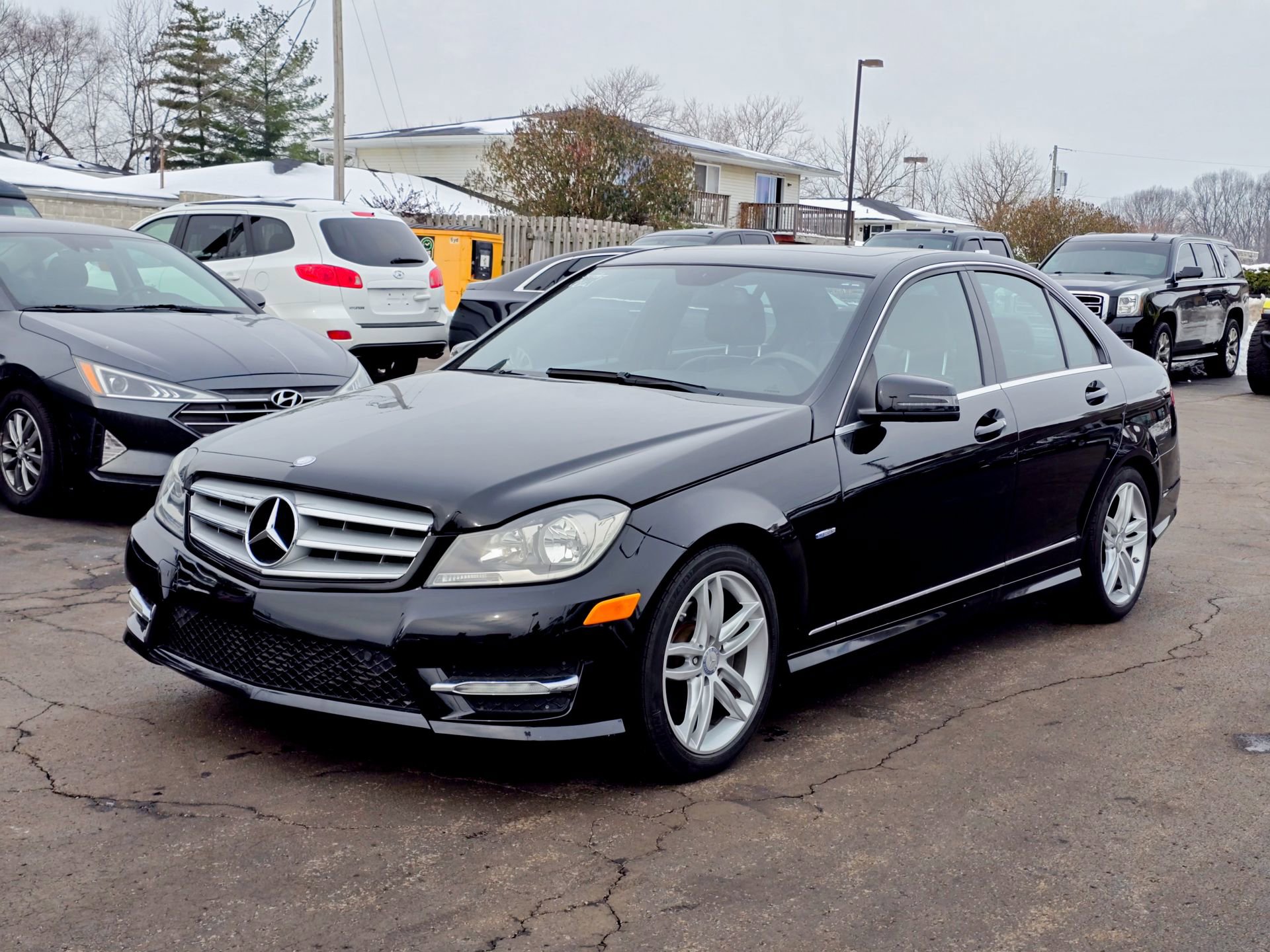 Used 2012 Mercedes-Benz C 250 Sedan image 3