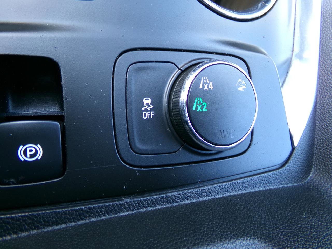 Used 2019 Chevrolet Traverse RS AWD/4WD image 38