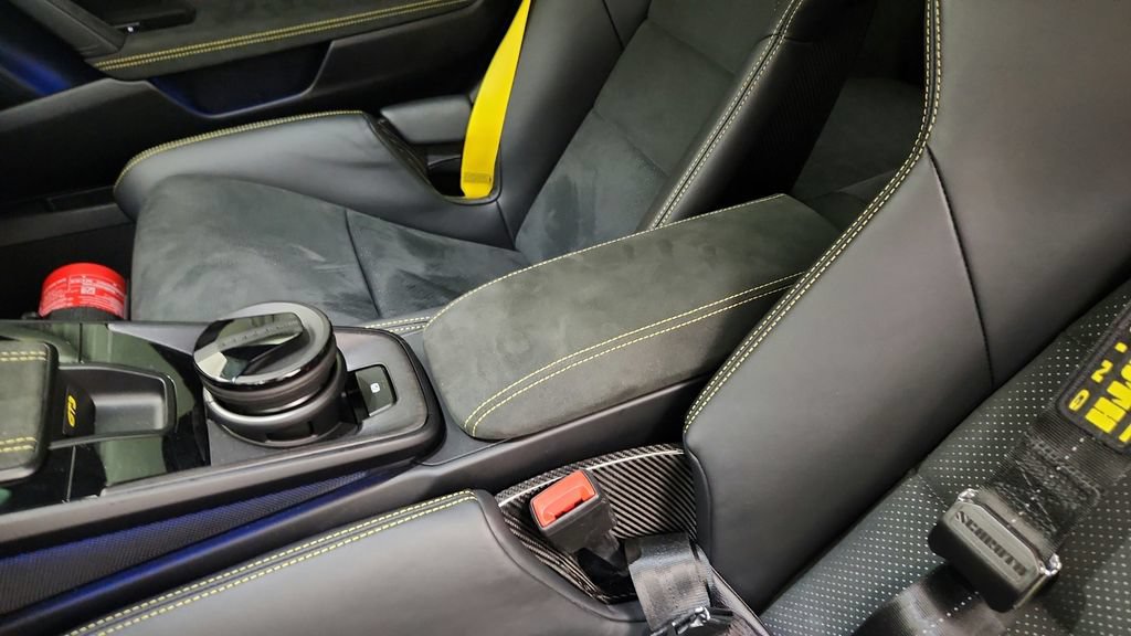 Used 2024 Porsche 911 GT3 RWD image 44