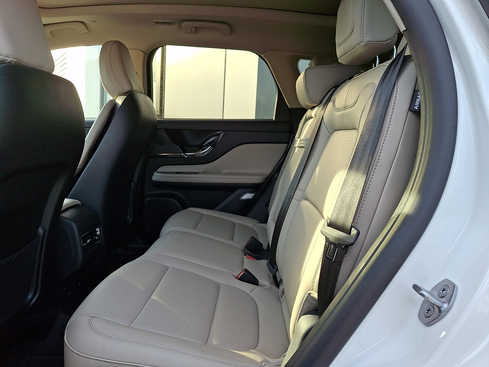 Used 2026 Lincoln Corsair Premiere AWD/4WD image 8