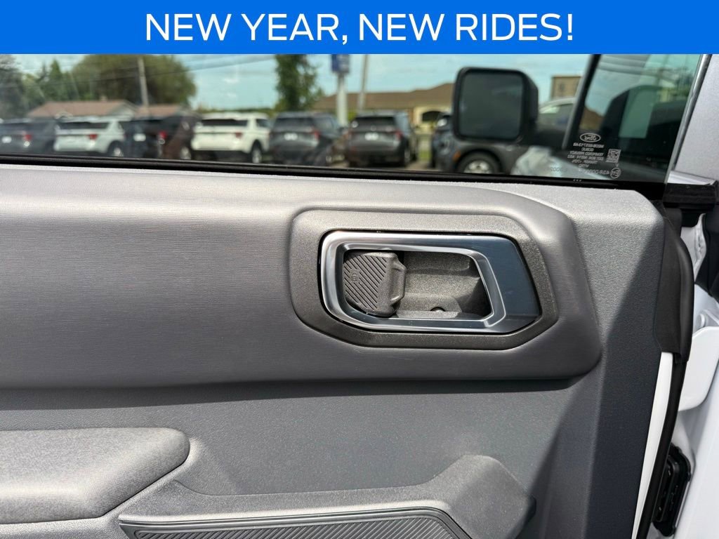 New 2025 Ford Bronco Badlands AWD/4WD image 18