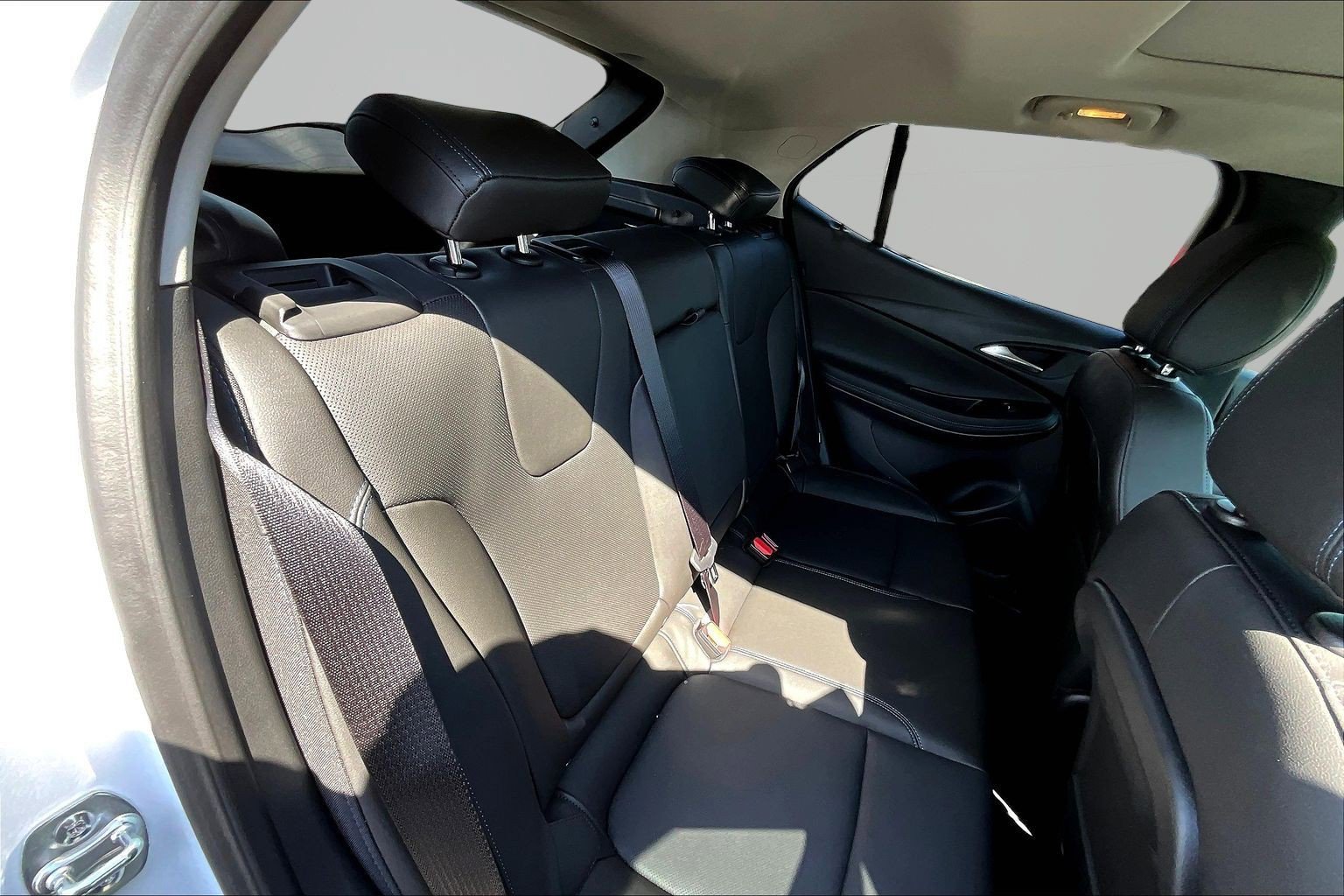 New 2026 Buick Encore GX Sport Touring FWD image 11