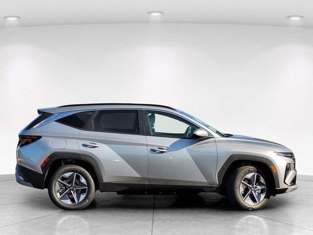 New 2025 Hyundai Tucson SEL AWD/4WD image 2