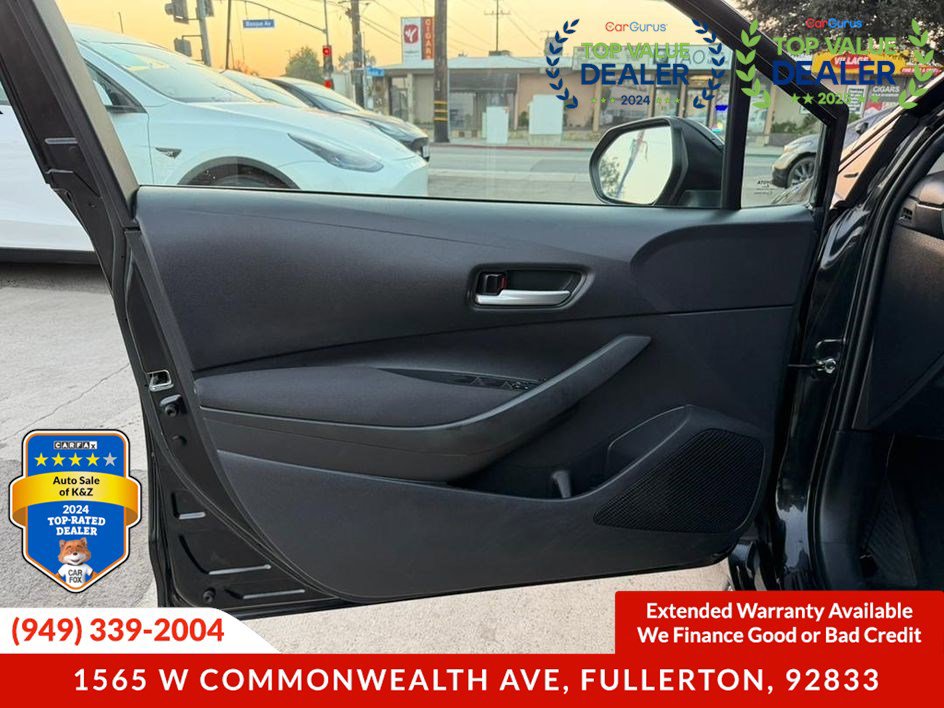Used 2021 Toyota Corolla LE image 24