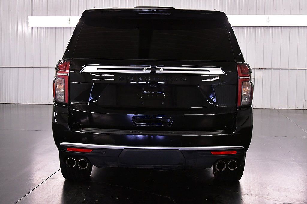 Used 2024 Chevrolet Suburban High Country AWD/4WD image 6