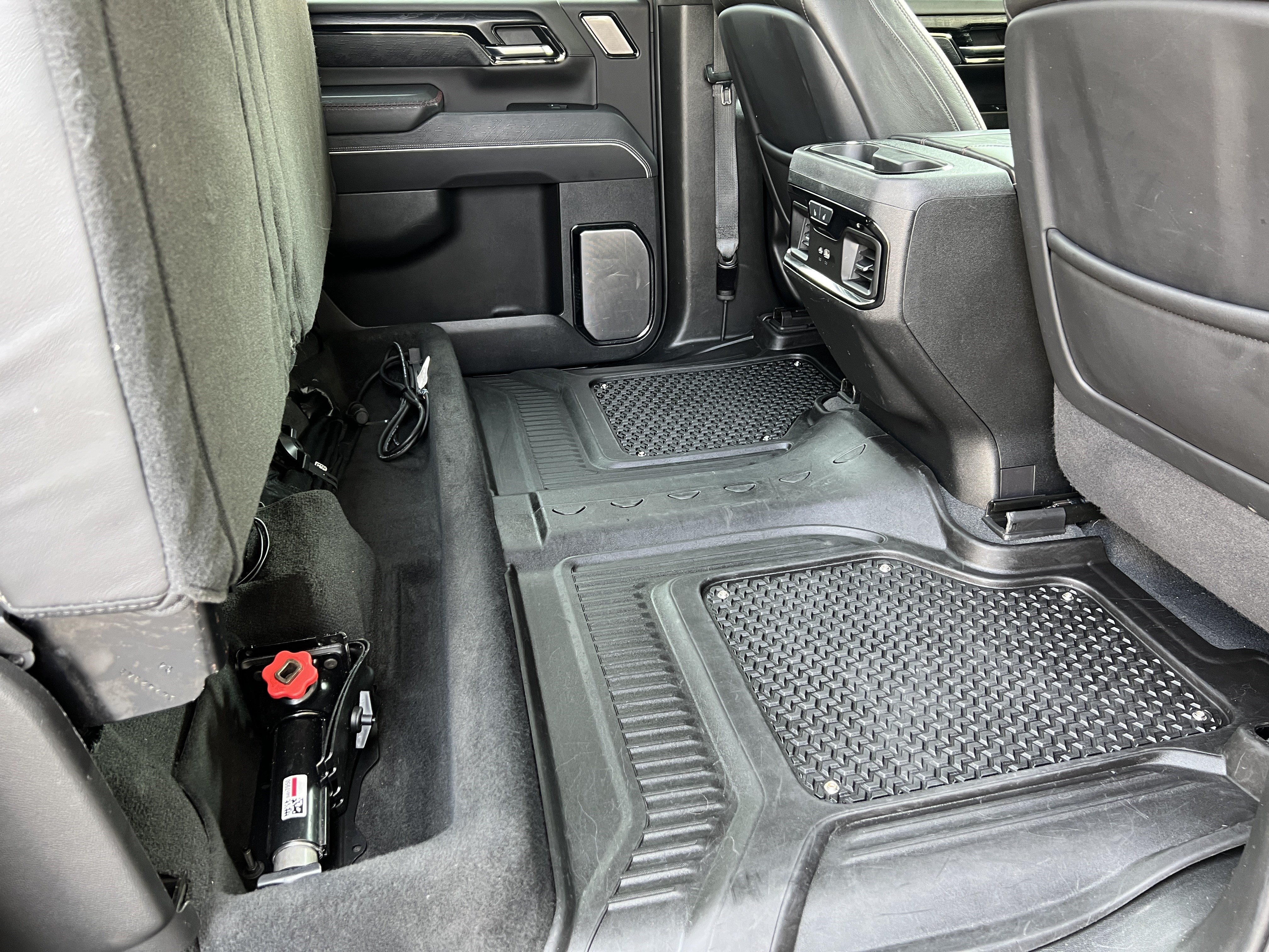 Used 2024 GMC Sierra 2500 AT4X AWD/4WD image 22