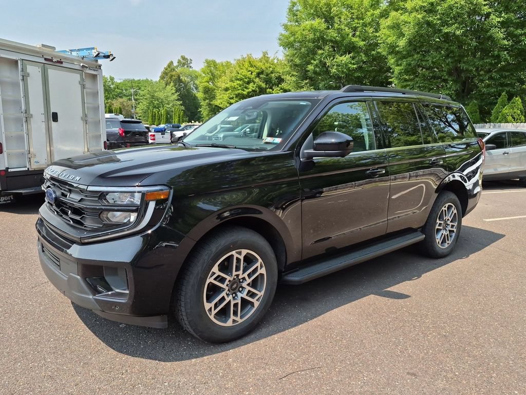 New 2026 Ford Expedition Active AWD/4WD image 2