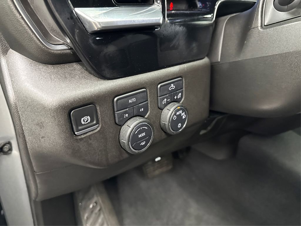 Used 2024 Chevrolet Silverado 1500 LT image 37