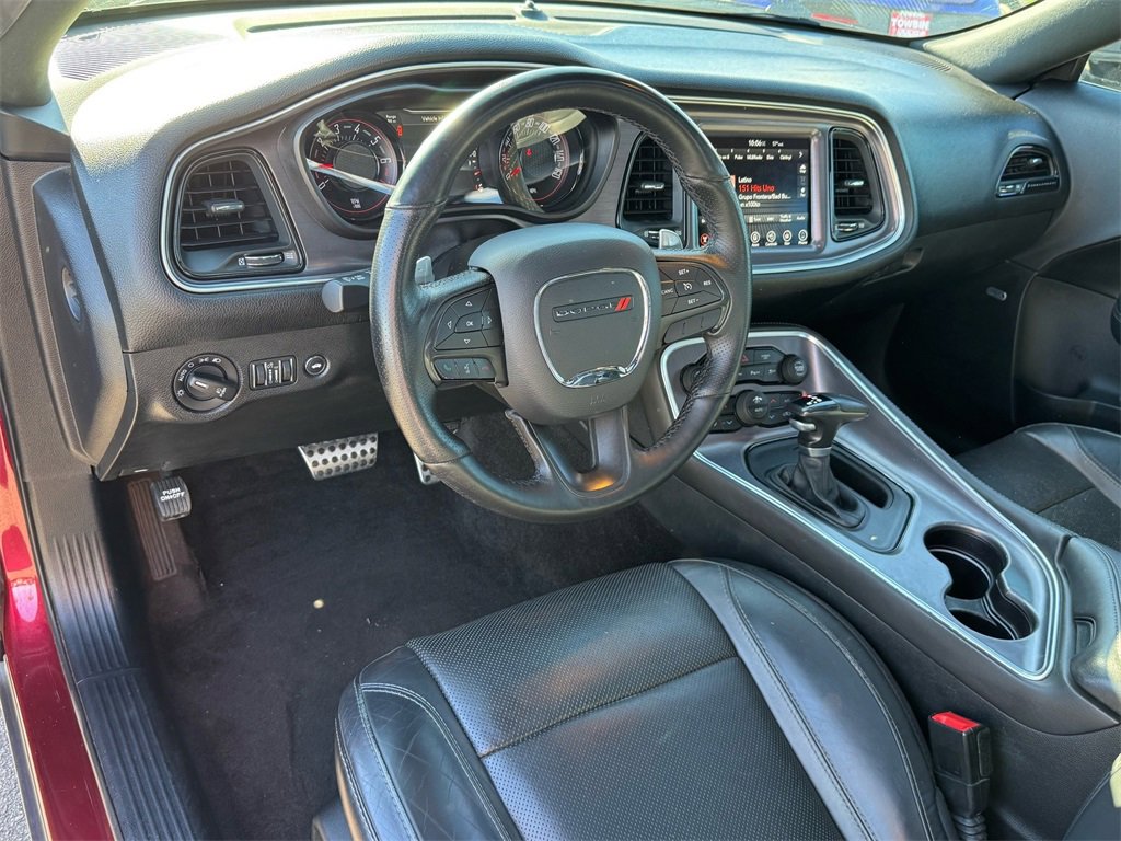Used 2017 Dodge Challenger SXT Plus image 13