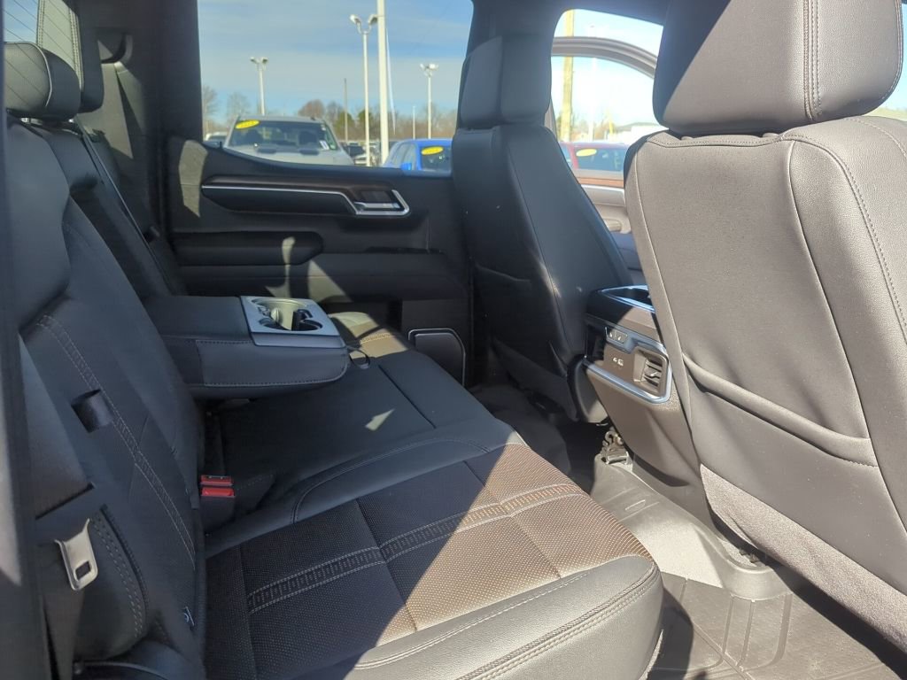 Certified 2025 Chevrolet Silverado 1500 High Country w/ High Country Premium Package image 18