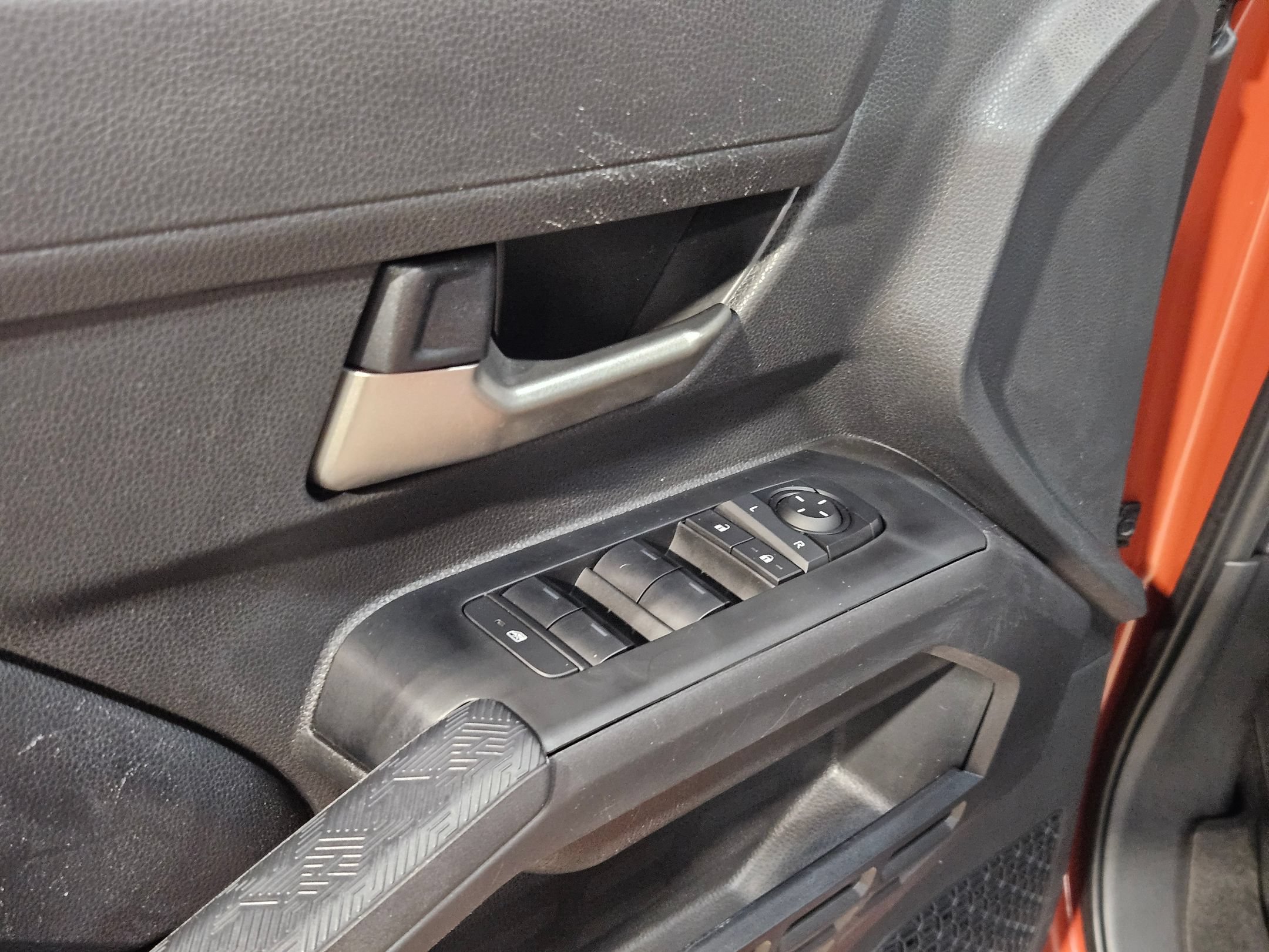 Certified 2025 Toyota Tacoma TRD Sport AWD/4WD image 21