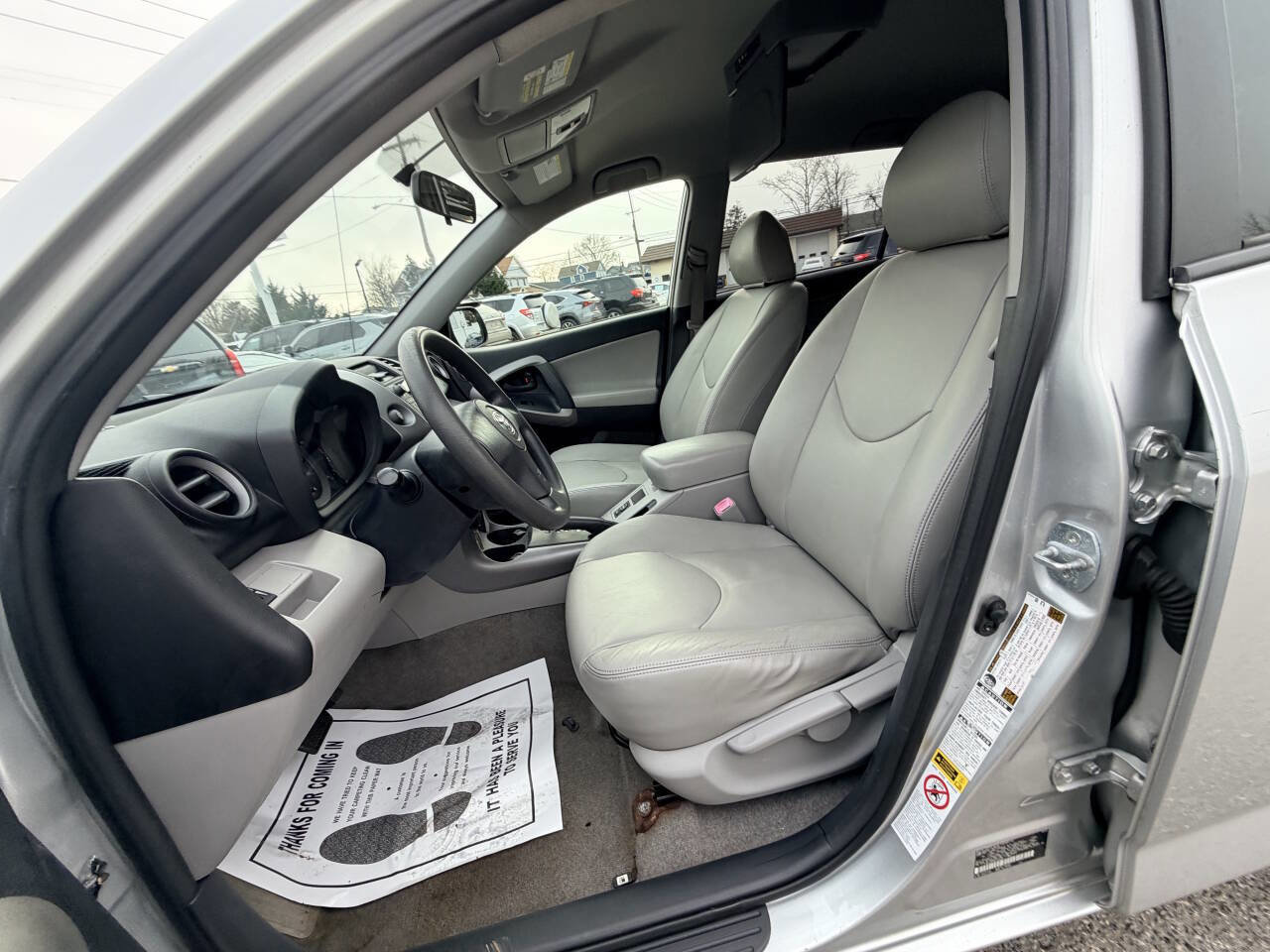 Used 2008 Toyota RAV4 Base 4x4 4dr SUV image 45
