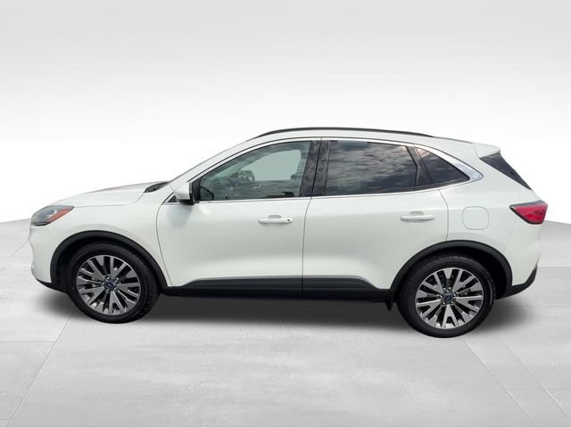 Used 2022 Ford Escape Titanium FWD image 3