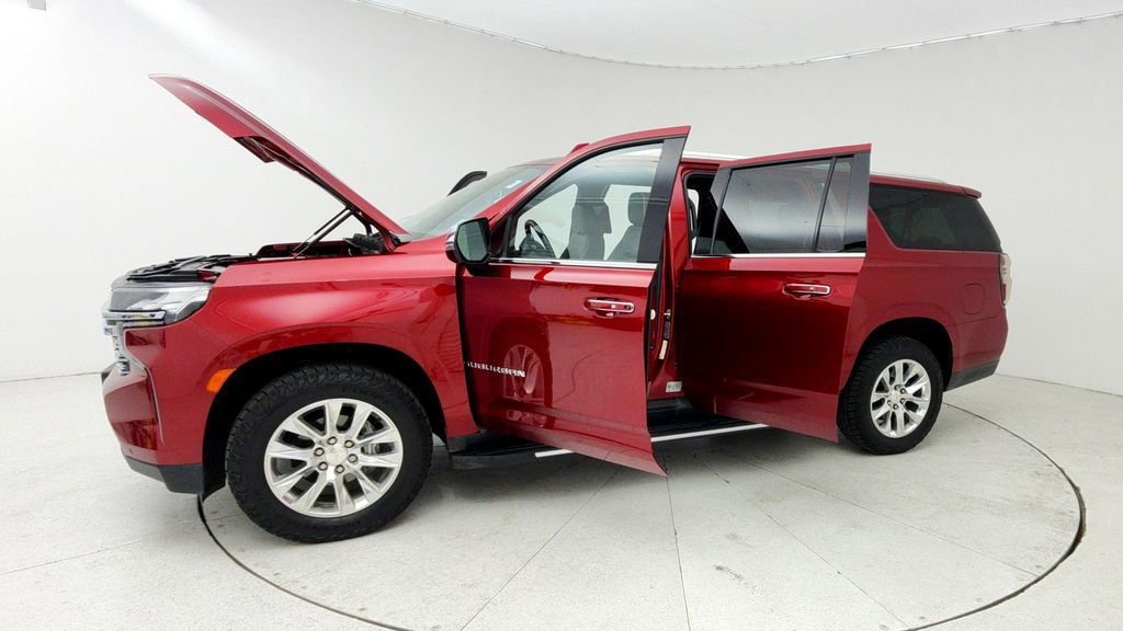 Used 2021 Chevrolet Suburban Premier image 11