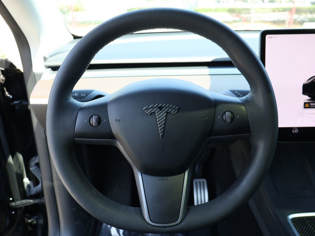 Used 2022 Tesla Model Y Performance image 40