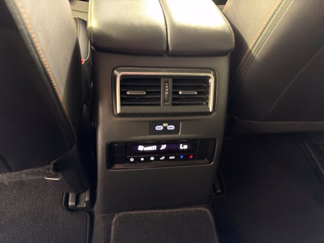 Used 2025 MAZDA CX-90 3.3 Turbo w/ Preferred Package AWD/4WD image 19