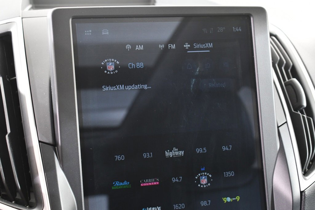 Used 2024 Ford Edge SEL w/ Convenience Package image 28