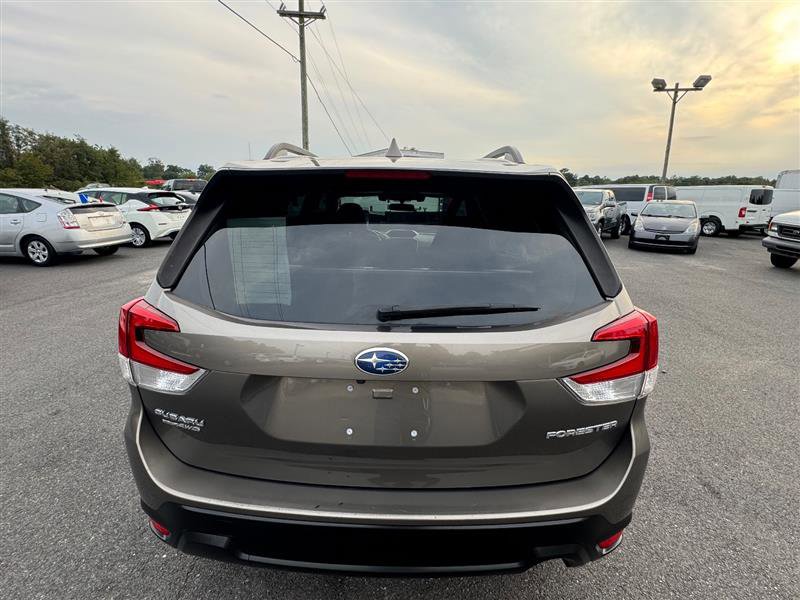 Used 2020 Subaru Forester Premium image 22