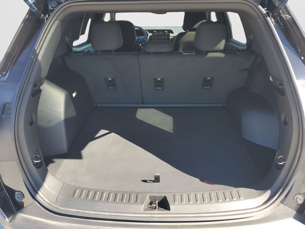 Used 2025 GMC Terrain Elevation AWD/4WD image 16