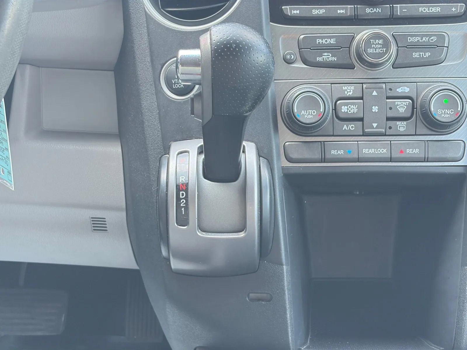 Used 2014 Honda Pilot LX image 24