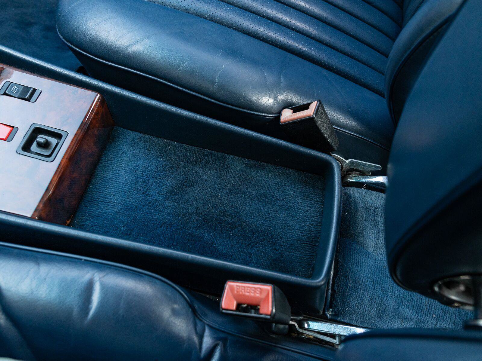 Used 1987 Mercedes-Benz 560 SL image 59