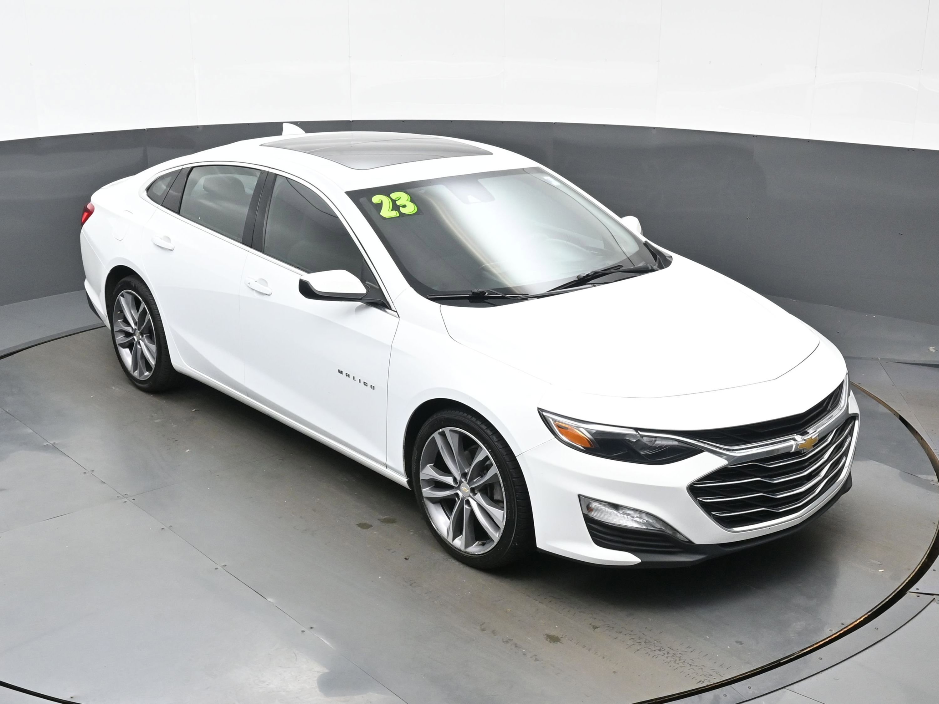 Used 2023 Chevrolet Malibu LT w/ Driver Confidence Package FWD image 40