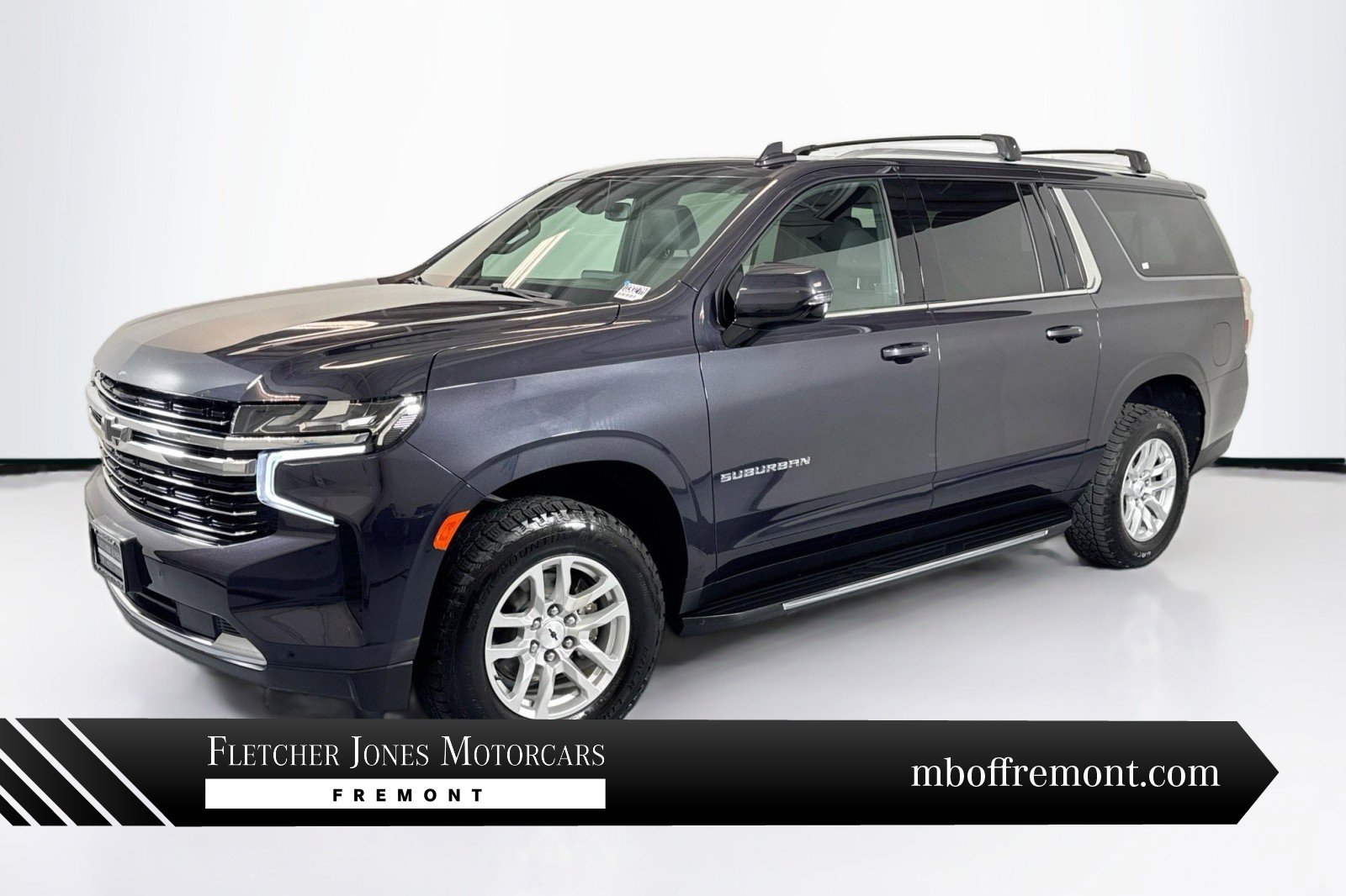 Used 2022 Chevrolet Suburban LT w/ Luxury Package image 1