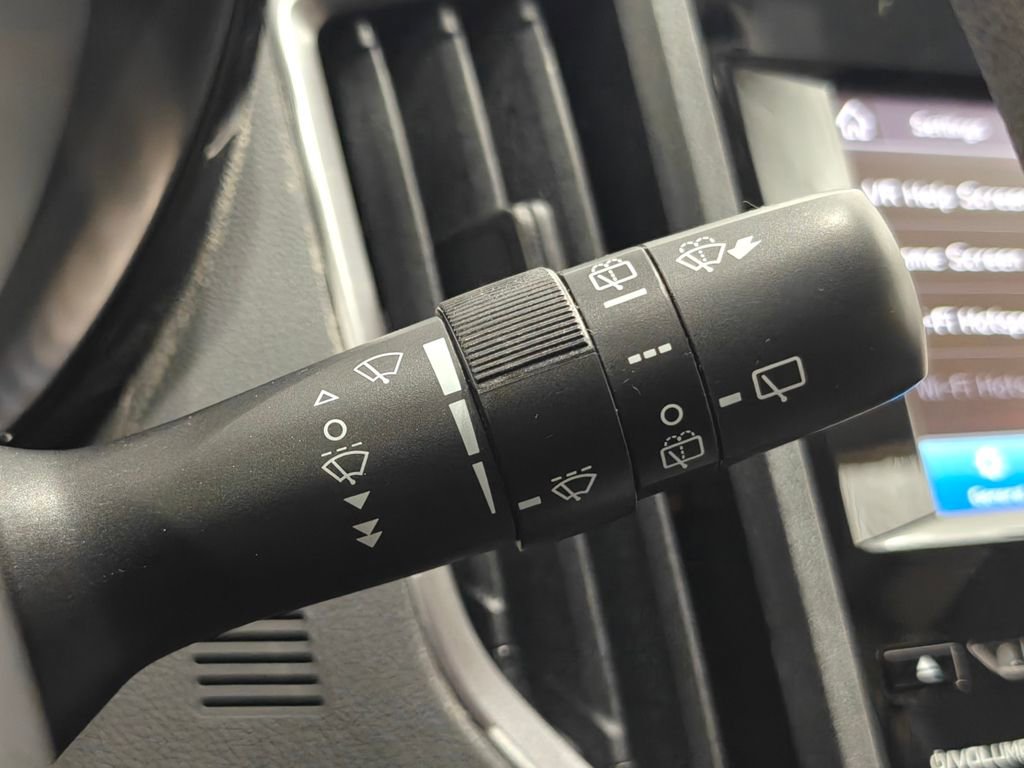 Used 2023 Subaru Impreza 2.0i Premium AWD/4WD image 35