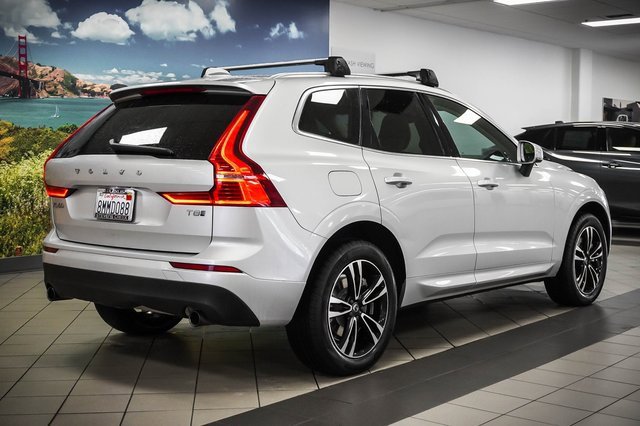 Used 2019 Volvo XC60 T8 Momentum image 6