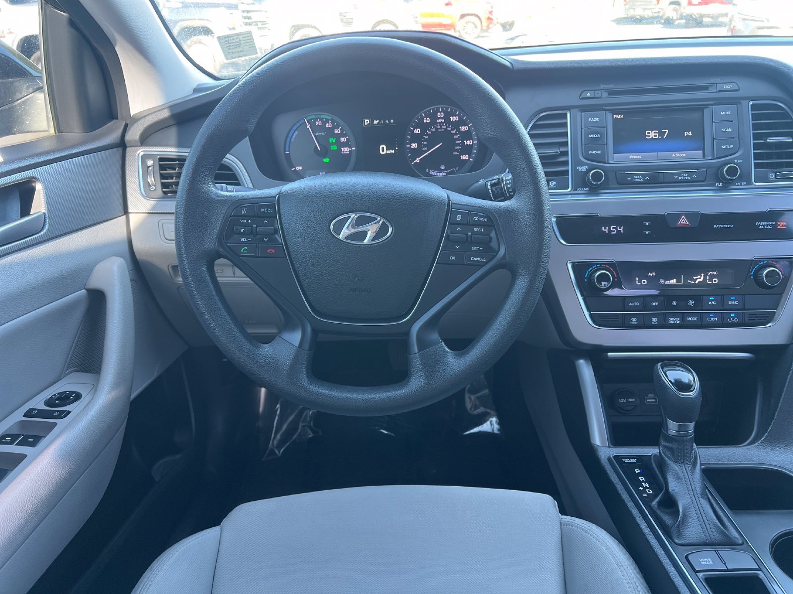 Used 2016 Hyundai Sonata SE FWD image 11