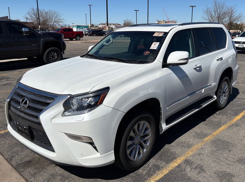 Used 2019 Lexus GX 460 Premium image 2