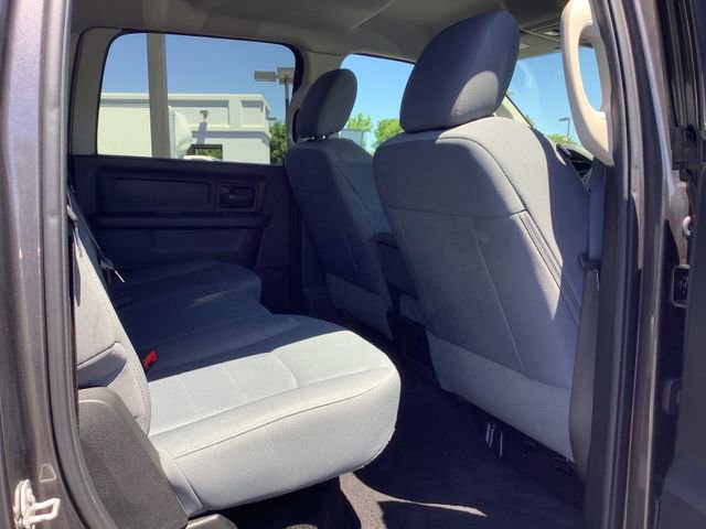 Used 2017 RAM 1500 Express RWD image 29