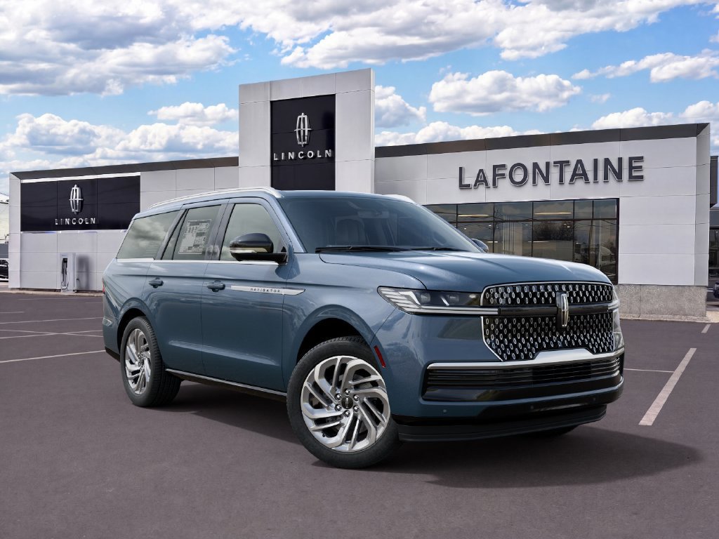 New 2027 Lincoln Navigator Reserve AWD/4WD image 4