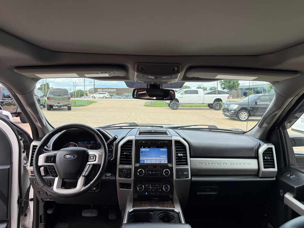 Used 2019 Ford F250 Lariat w/ Lariat Ultimate Package RWD image 23