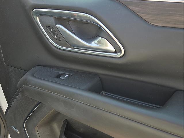 Used 2024 Chevrolet Tahoe LT RWD image 13