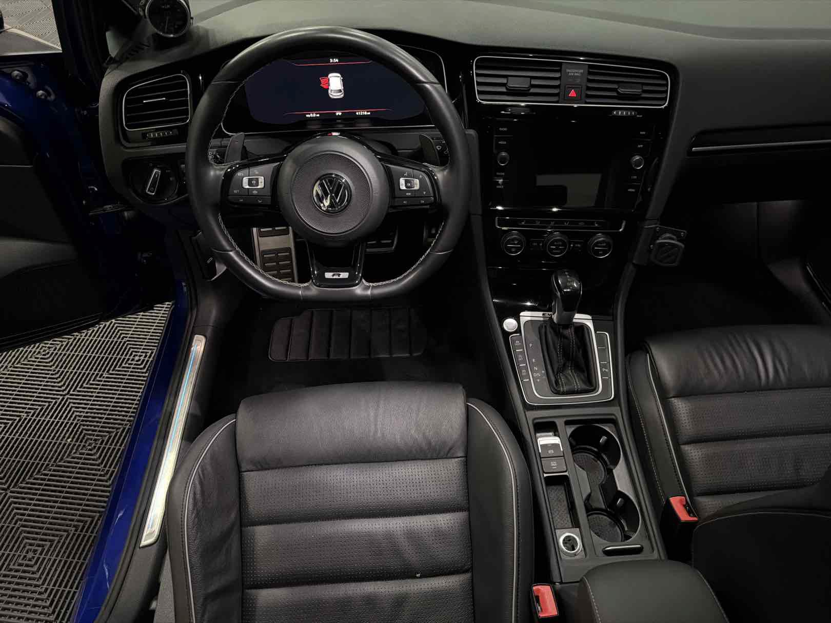 Used 2019 Volkswagen Golf 4-Door AWD/4WD image 10