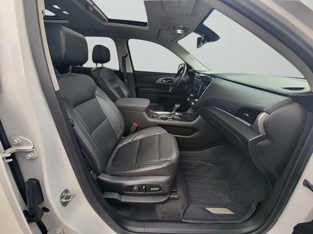 Used 2019 Chevrolet Traverse LT w/ LT Premium Package image 39