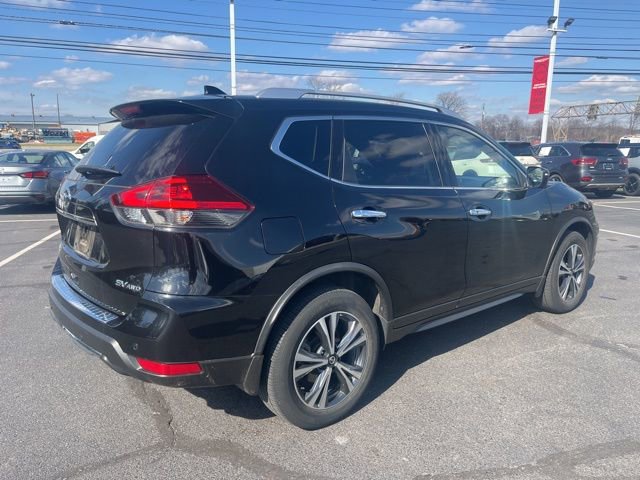 Certified 2019 Nissan Rogue SV w/ Premium Package image 6