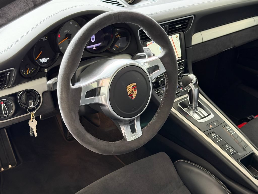 Certified 2015 Porsche 911 GT3 RWD image 18