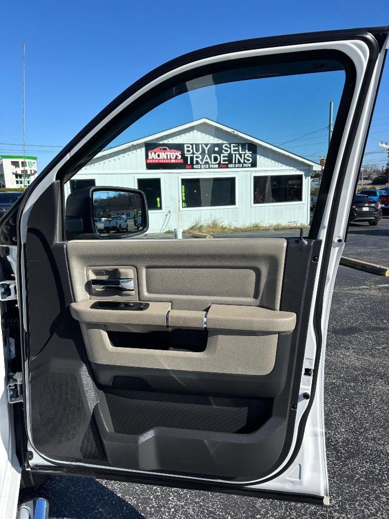 Used 2012 RAM 1500 Big Horn w/ Luxury Group RWD image 33