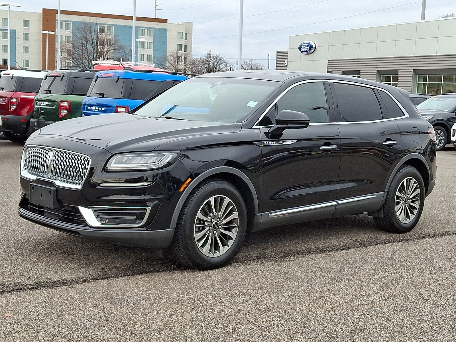 Used 2020 Lincoln Nautilus Reserve image 5